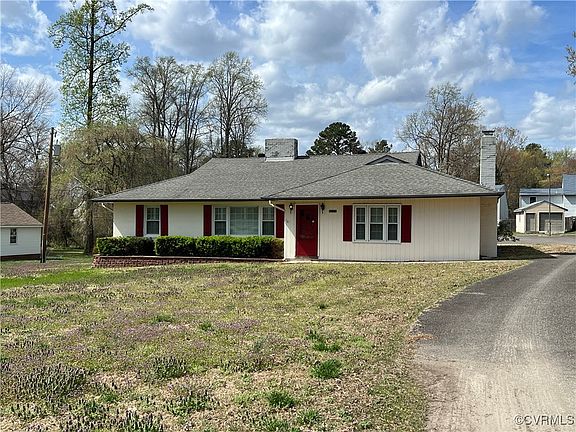 4th image of 8226 Windsor Dr