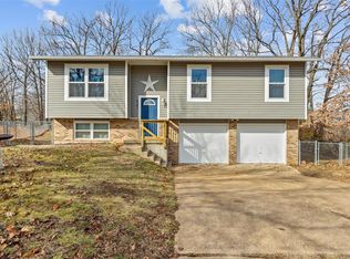 5301 Chippen Ct, Imperial, MO 63052