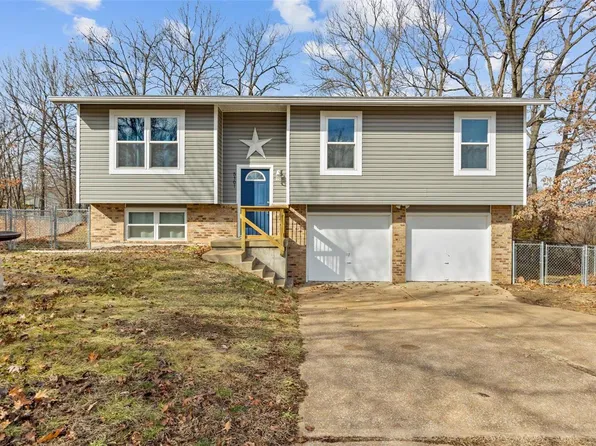 5301 Chippen Ct, Imperial, MO 63052