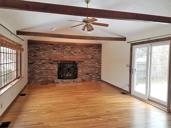 3rd image of 25 Highland St #1