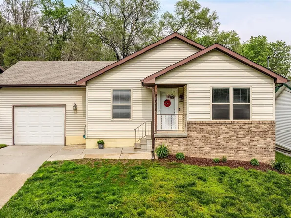 720 N 5th St, Missouri Valley, IA 51555