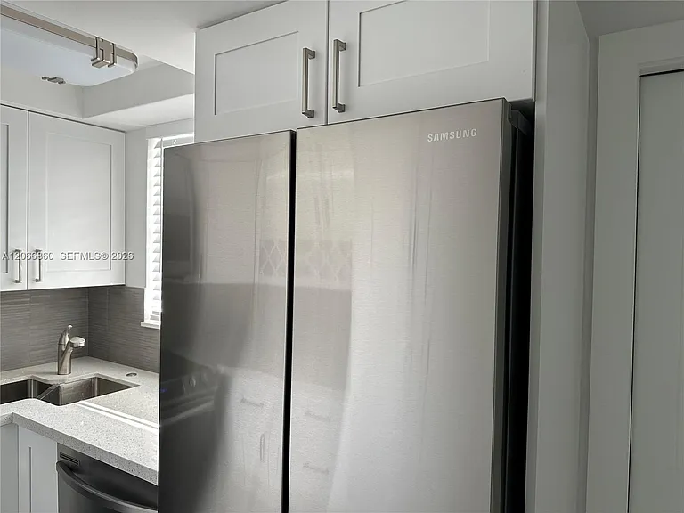1333 E Hallandale Beach Blvd #423 — Photo 5