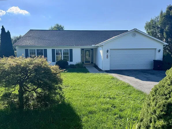 207 E Bailey Rd, Lewisburg, WV 24901
