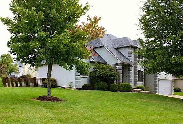 1st image of 1601 Roanoke Dr