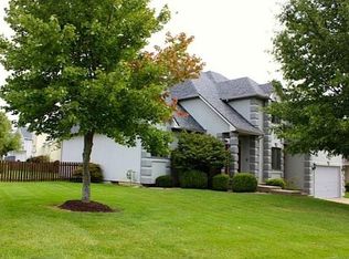 1601 Roanoke Dr, Warrensburg, MO 64093