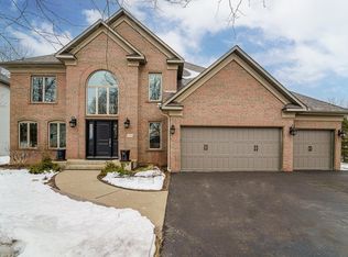 8300 Carriage Hill Rd, Savage, MN 55378