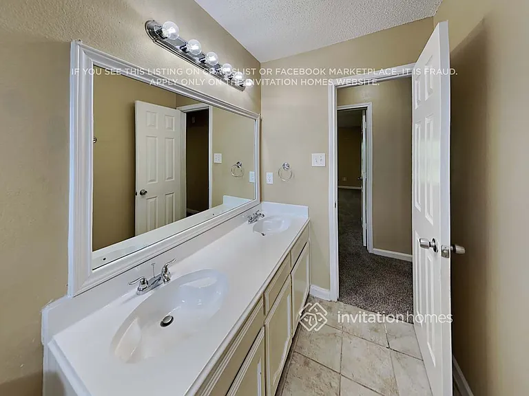 2110 Loretta Ln — Photo 18
