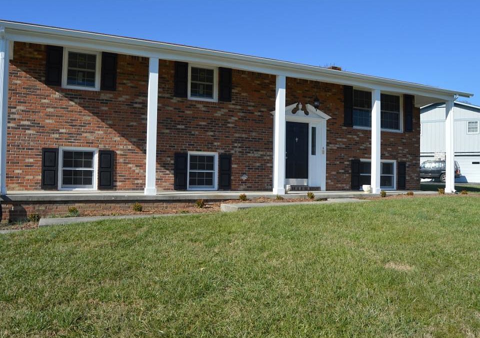 1st image of 128 Timber Oak Dr
