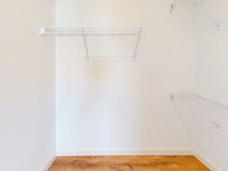 100 Revere St — Photo 32