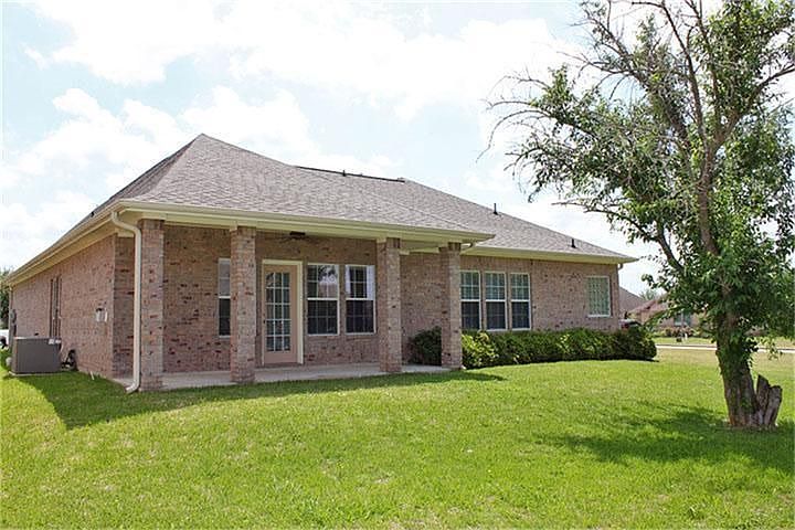 1st image of 11 Amelia Ct