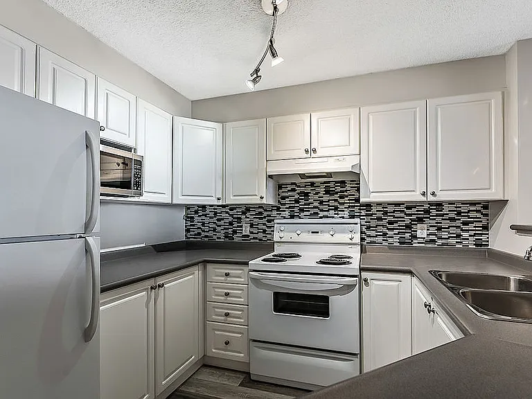 4000 Somervale Ct SW #4105 — Photo 6