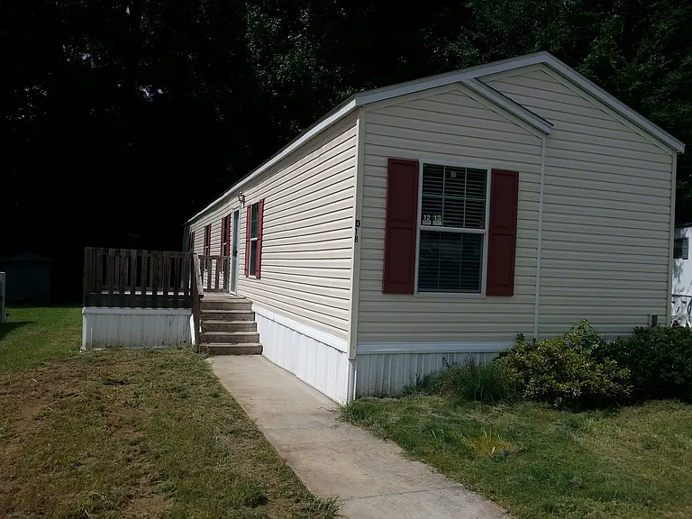 7631 Dallas Hwy — Photo 10
