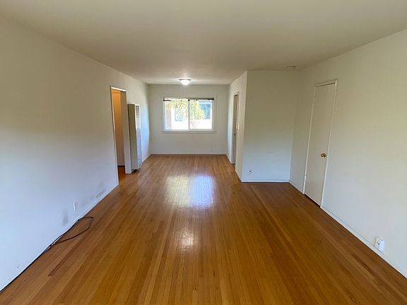 2nd image of 1080 Fremont St #3