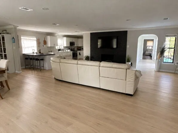 5979 Charlestown Dr, Dallas, TX 75230