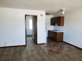 718 3rd Ave NE, Crookston, MN 56716