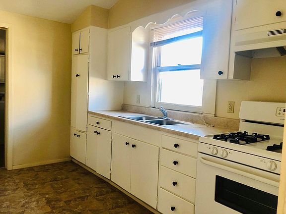 5th image of 4420 La Luz Ave
