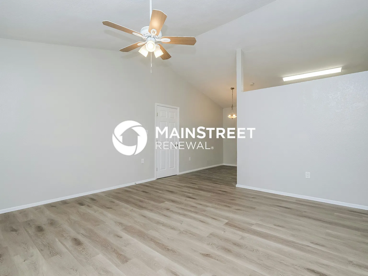 3427 Dellefield St — Photo 3