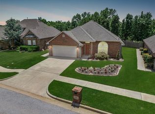 1204 NW 190th Pl, Edmond, OK 73012