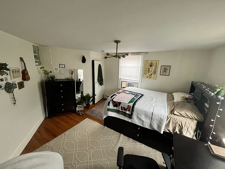 47 Sheldon St #F — Photo 6