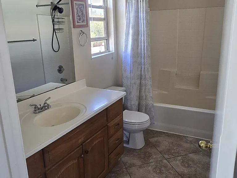 2611 W Gypsum Ave — Photo 15
