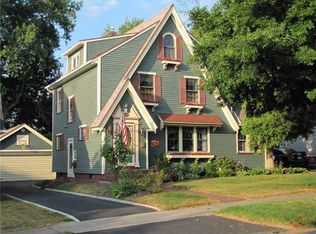 39 Kemphurst Rd, Rochester, NY 14612