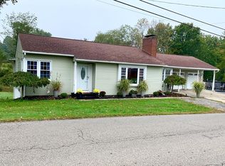 143 Burlington Rd, Jackson, OH 45640