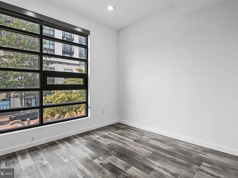 506 H St NE #202 — Photo 9