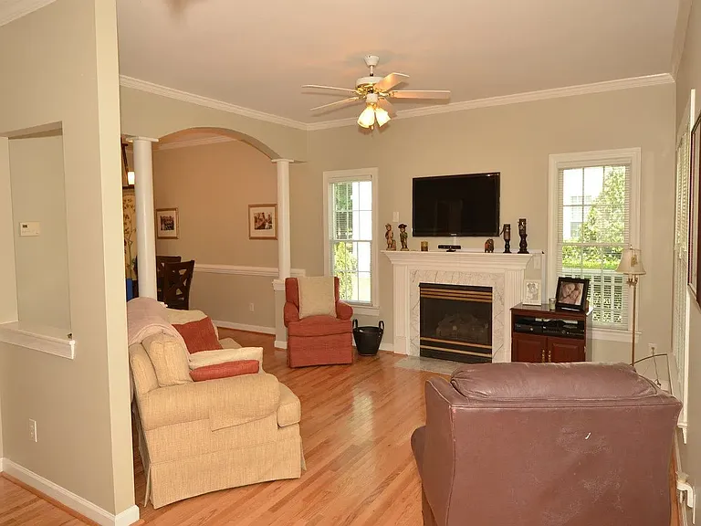 1003 Patterson Grove Rd — Photo 6