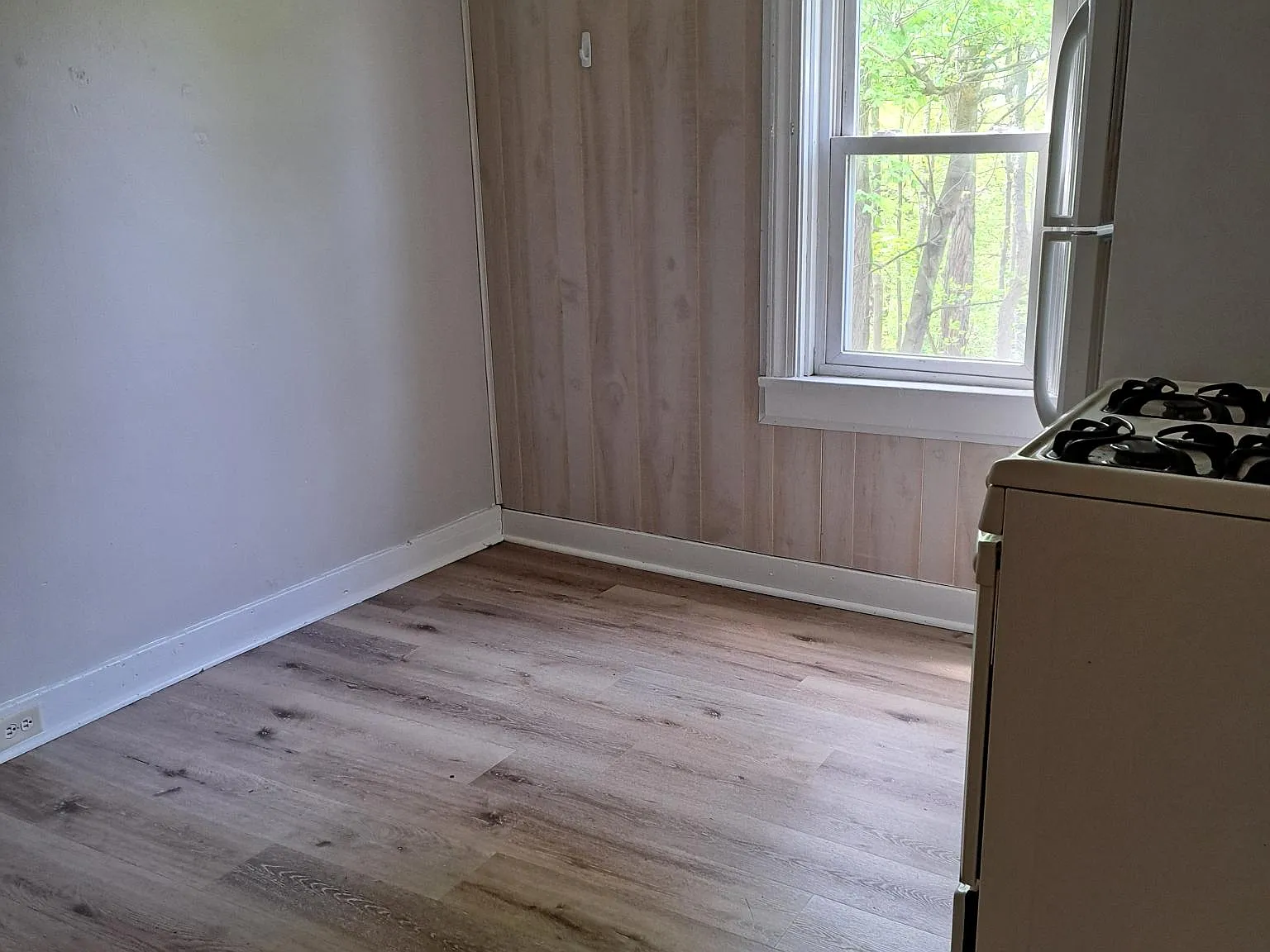 2 bed, $795 — Photo 2