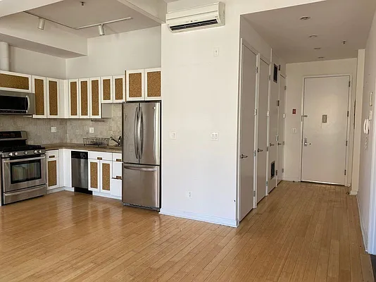 Rented by Dream Space Realty | media 5