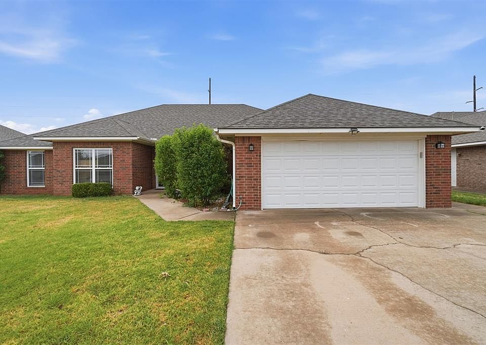 1st image of 1804 Cougar Cir