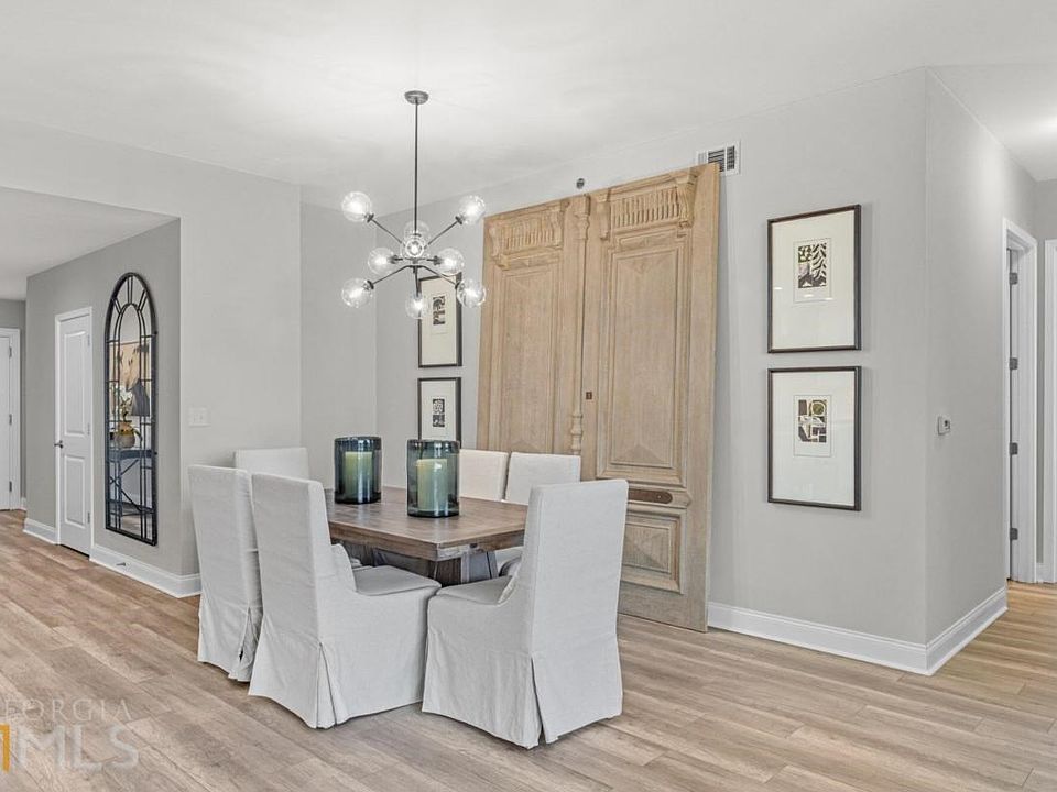 1st image of 270 17th St NW #3508