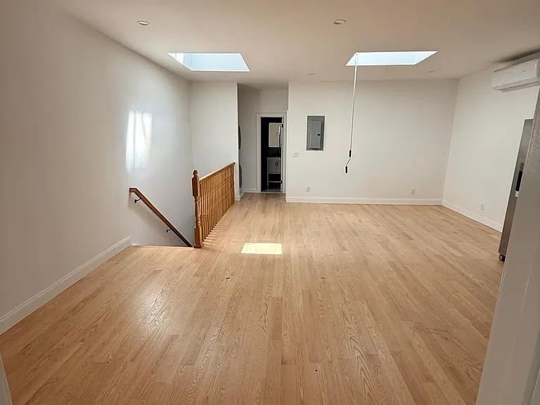 343 Liberty Ave #2 — Photo 4