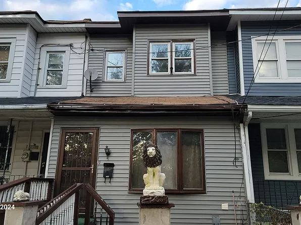 1026 Reeves Ave, Camden, NJ 08105