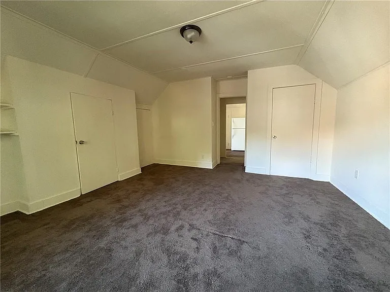43 Spruce St — Photo 8