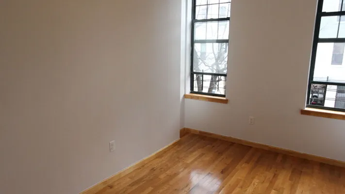 Rented by Nooklyn NYC LLC | media 42