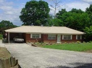 359 Sequoyah Cir NE, Calhoun, GA 30701