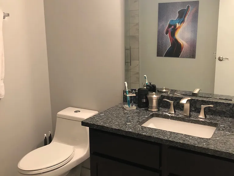 250 E Harbortown Dr — Photo 20