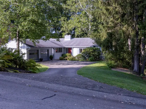 137 Highland Dr, McMurray, PA 15317