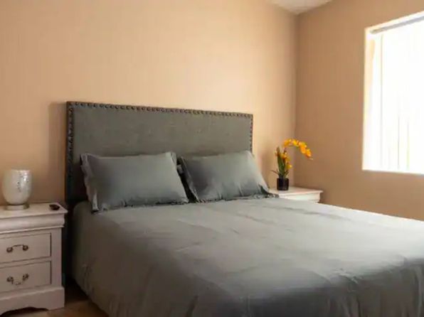 6020 E 2nd St APT 3