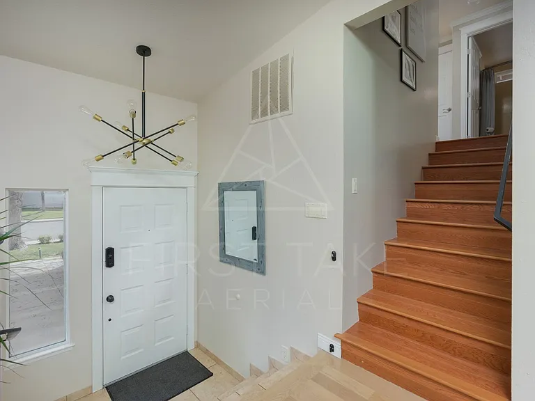 4325 Mendocino Ln — Photo 23