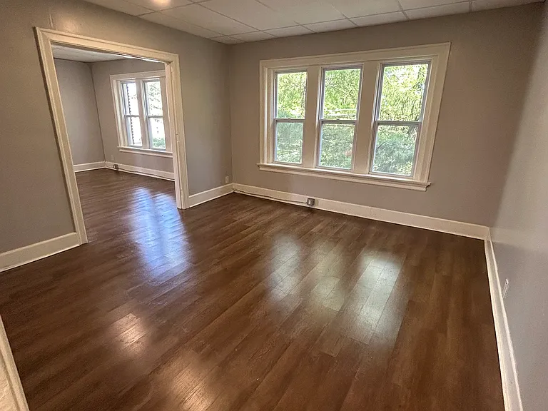 1001 E High St #B3 — Photo 2