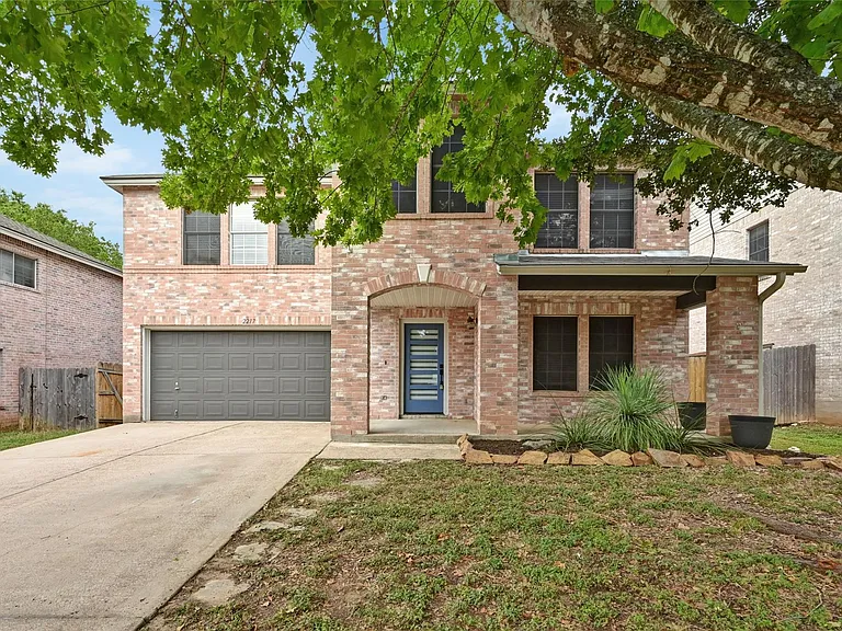 2217 Riker Ridge Trl — Photo 1