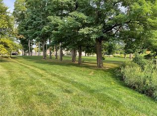 837 S Park Trail Dr, Carmel, IN 46032