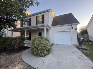 4712 Chestfield Ln, Greensboro, NC 27407