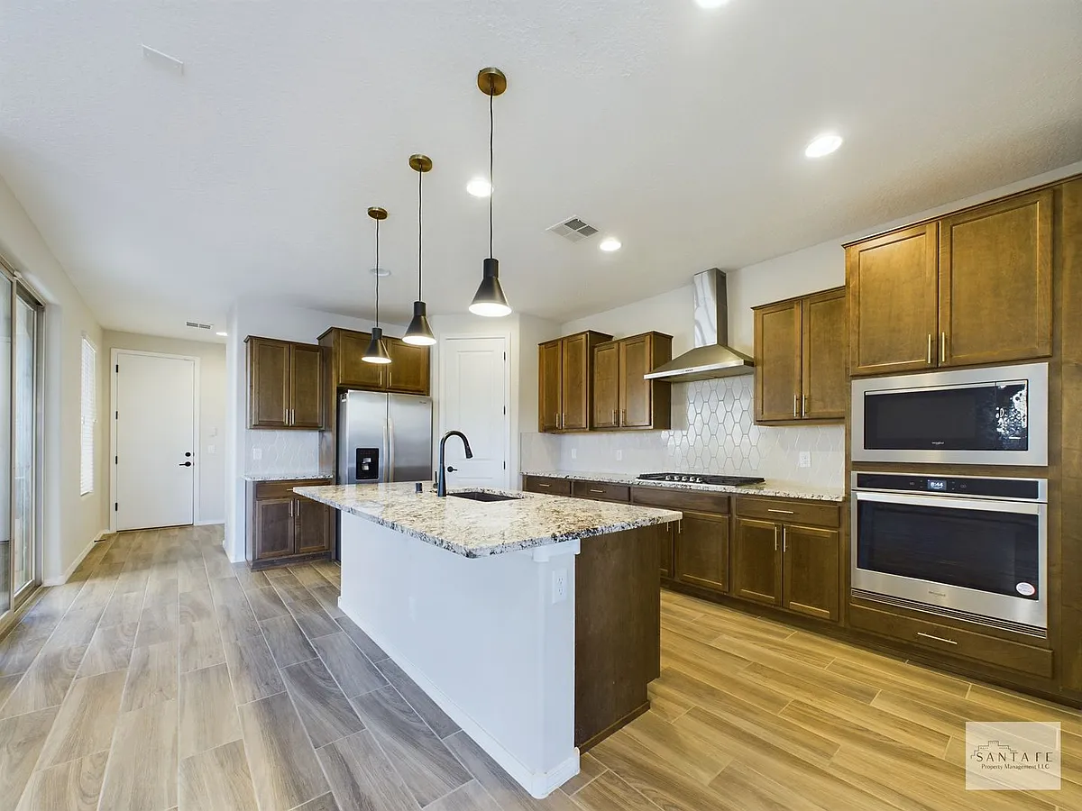 Building Photo - 5321 Chicoma