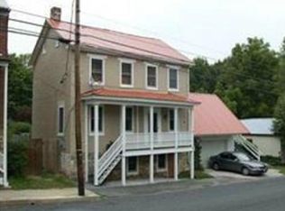 7 N High St, Newburg, PA 17240