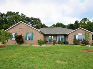 2533 Oak Trail Dr, Newburgh, IN