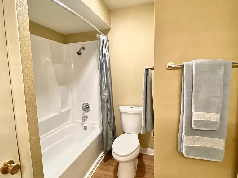 464 Smithridge Park — Photo 6