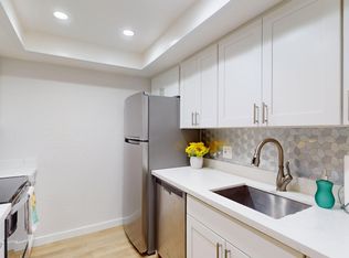 33016 17th Pl S APT B104, Federal Way, WA 98003